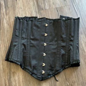 Black corset!